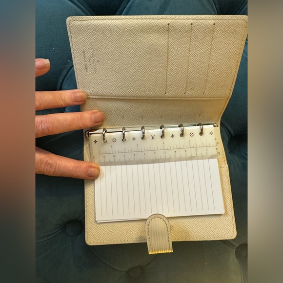 Louis Vuitton Epi kisslock/agenda BUNDLE - Picture 10 of 13
